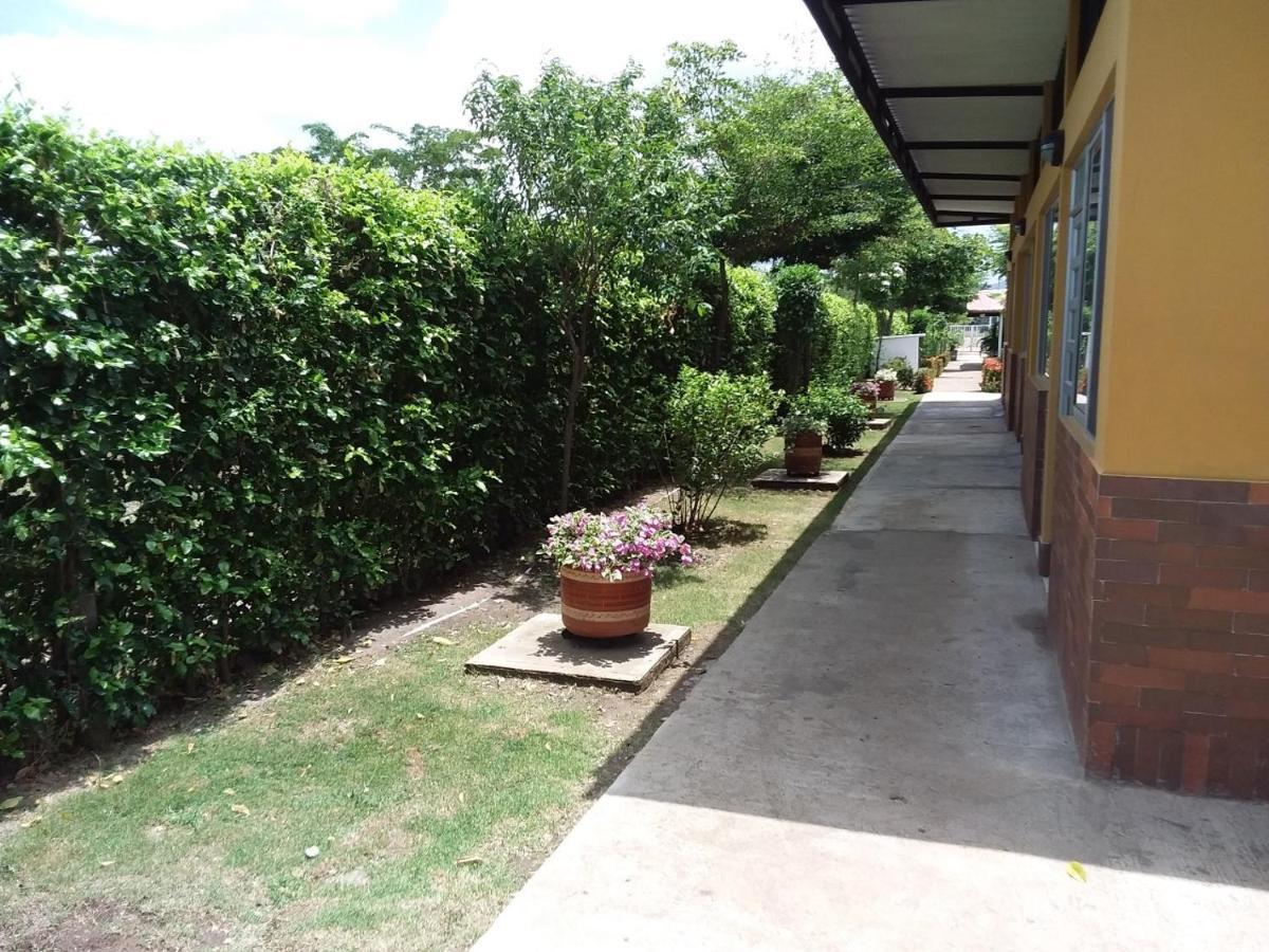 C&H campestre el oasis Bed and Breakfast Ricaurte Exterior foto