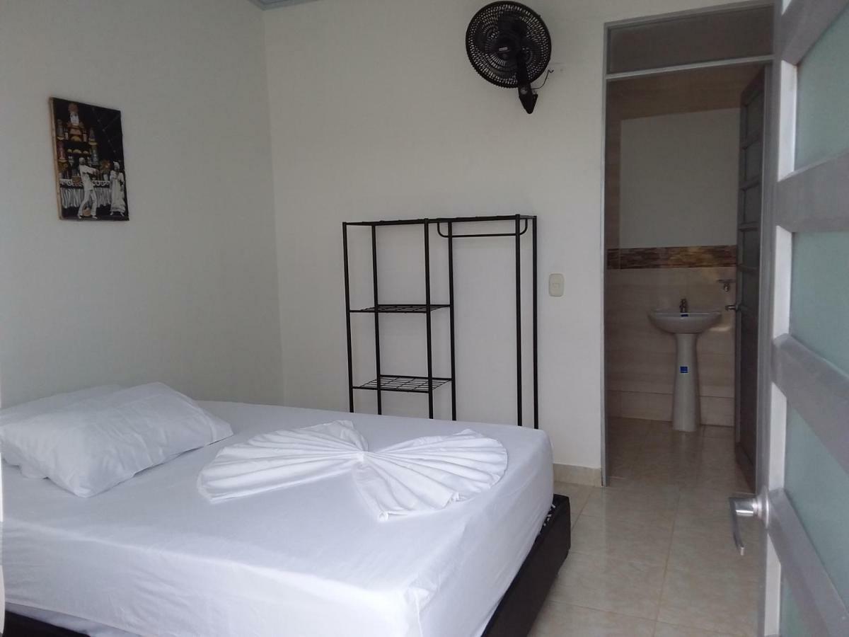 C&H campestre el oasis Bed and Breakfast Ricaurte Exterior foto